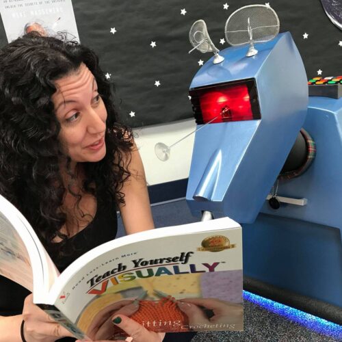 Stefanie Library of the Kind