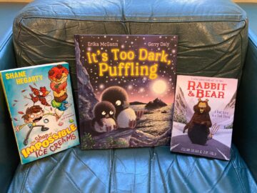 It's too dark, Puffling book cover.